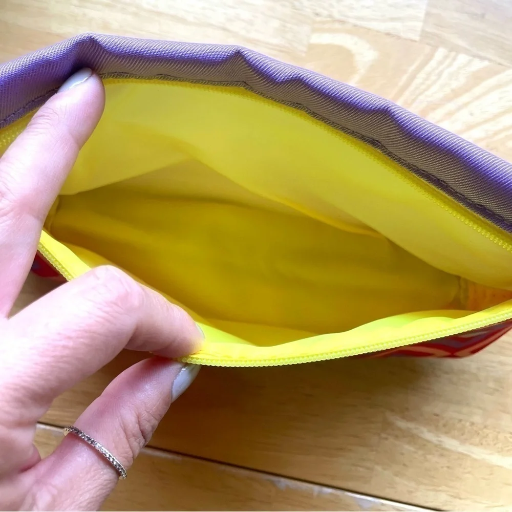 Brand New Clinique Toiletry/Makeup Bag